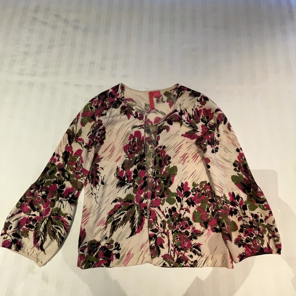 Charlotte floral one button cardigan sweater for women in size S. - Picture 7 of 8